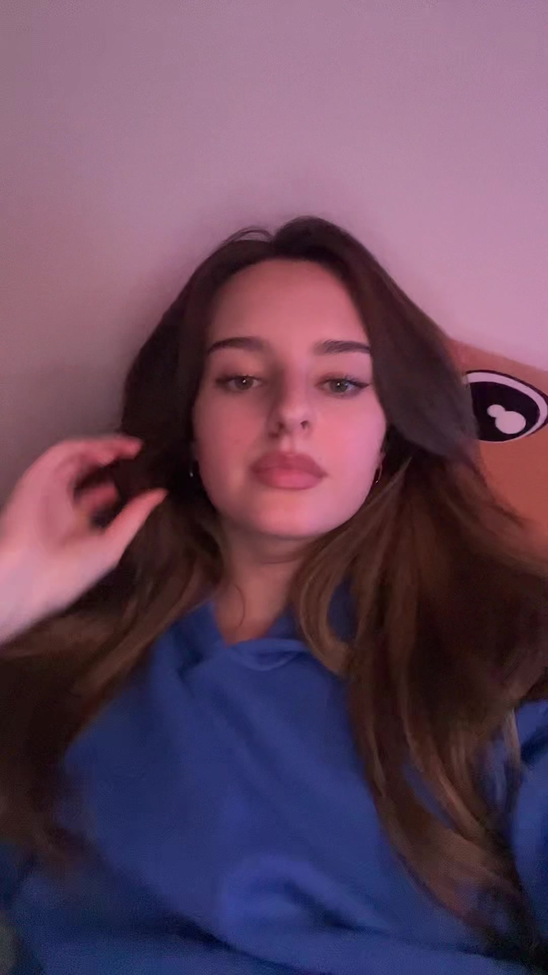 @ellieeelouspam