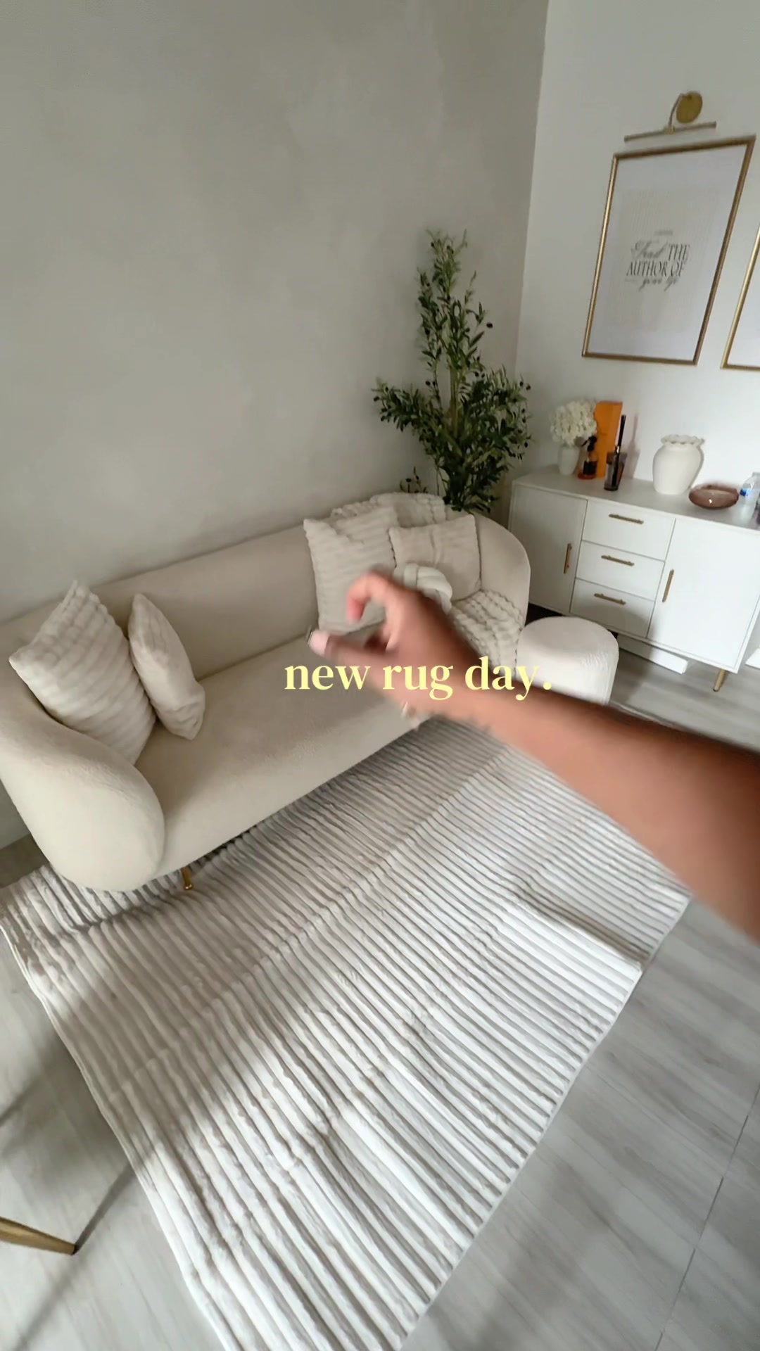 @Demi