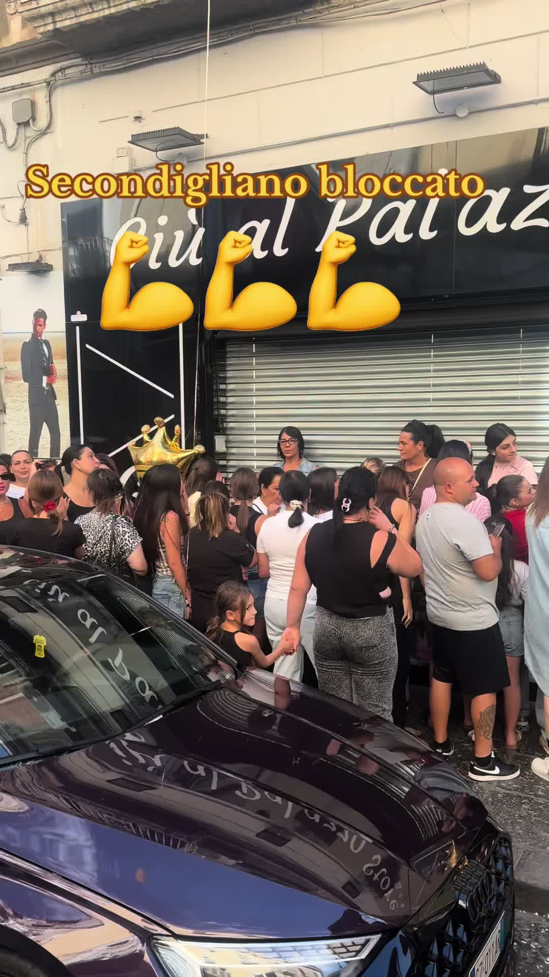 @Giù al palazzo