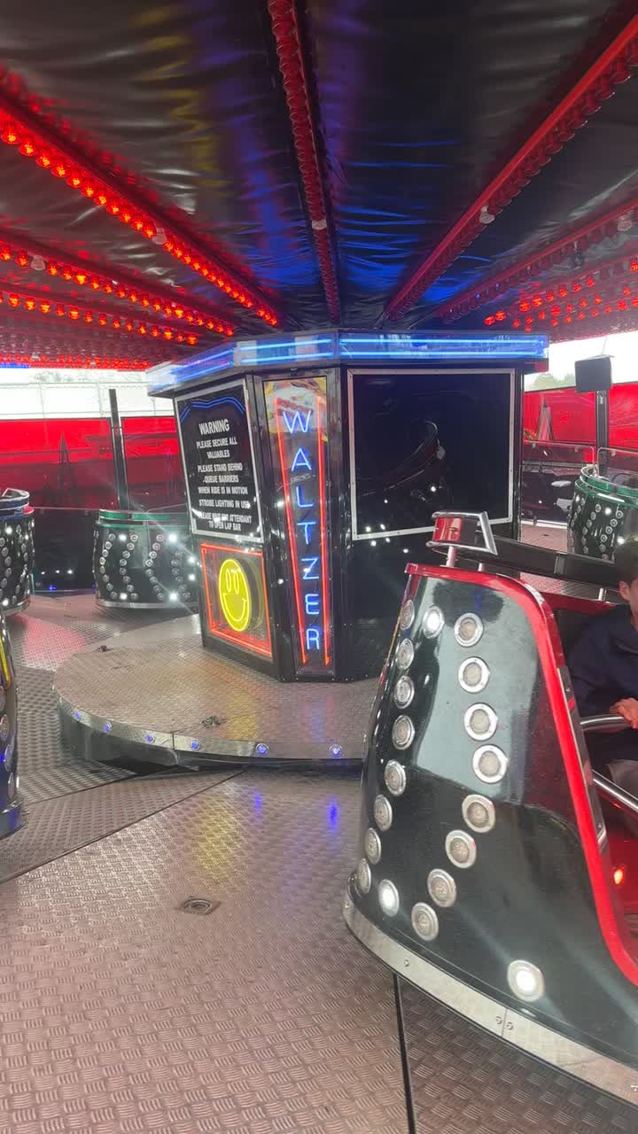 @funfairuk 🎡🎡