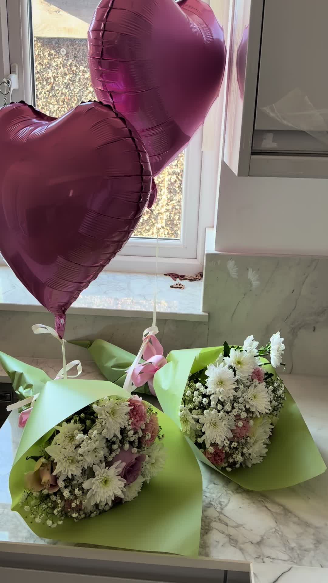 @THE BOUQUET BOX
