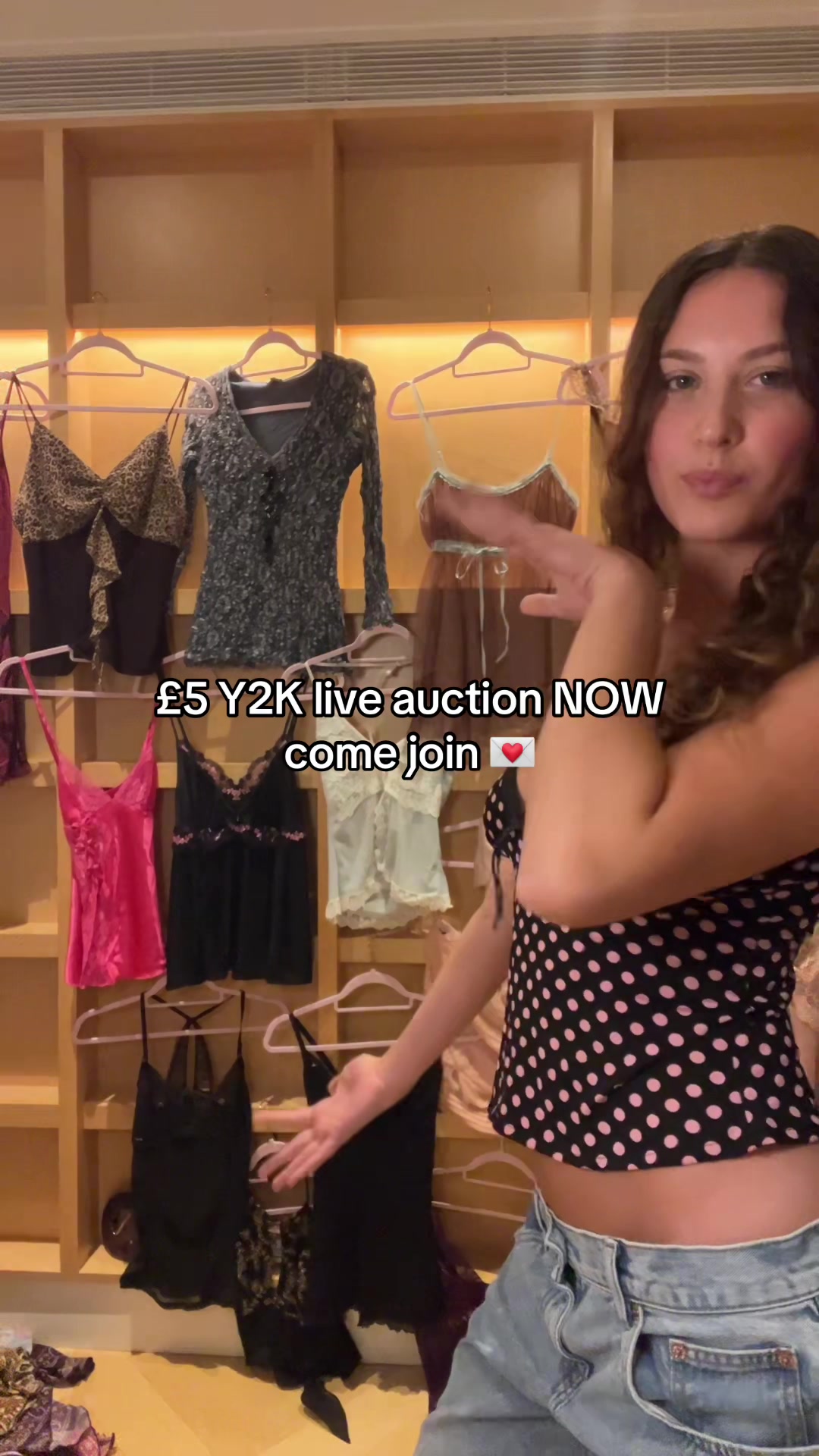 @KittyLoveVintage