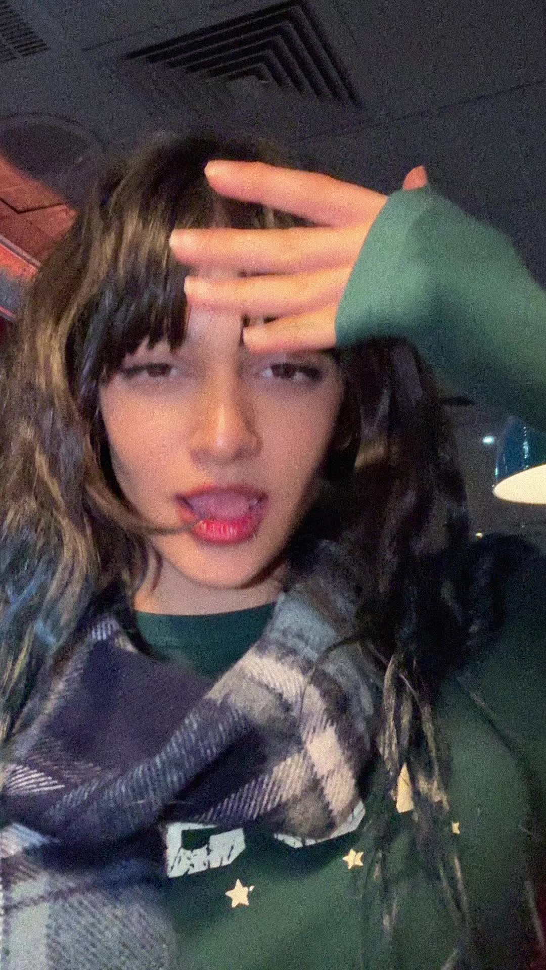 @$oniya