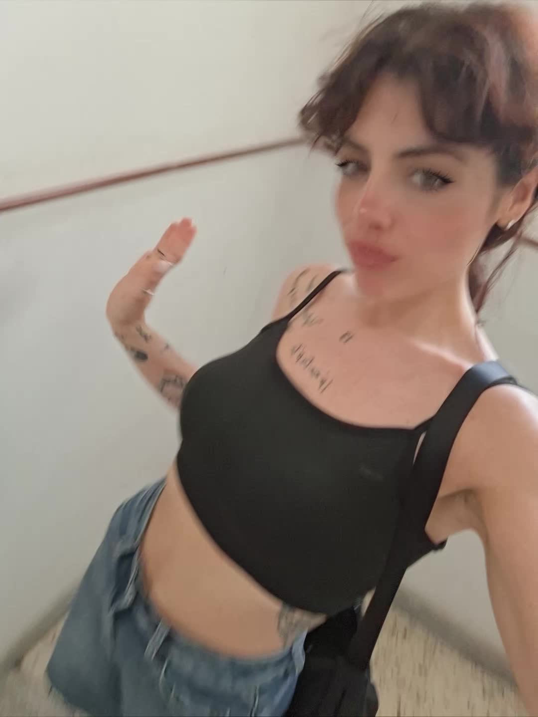 @Mina🖤🔥13