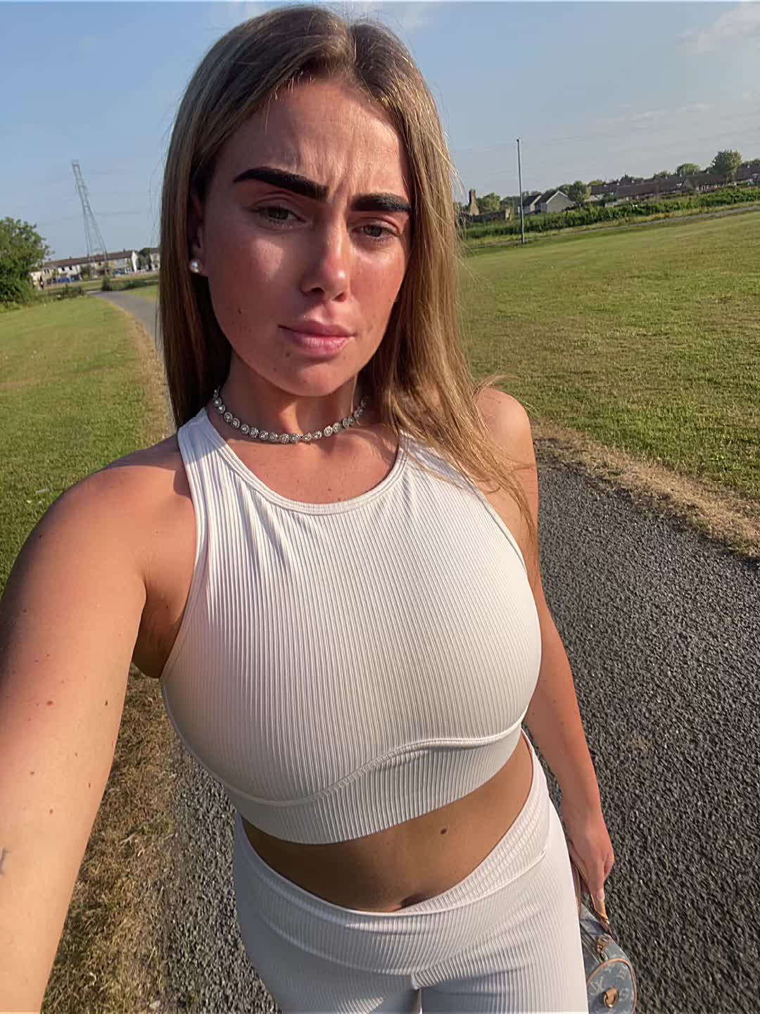 @k.d25x