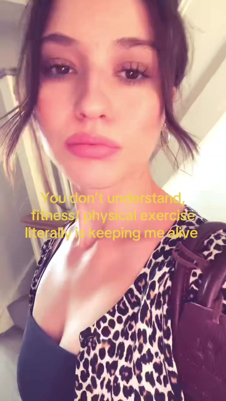 @ellalouiseclark