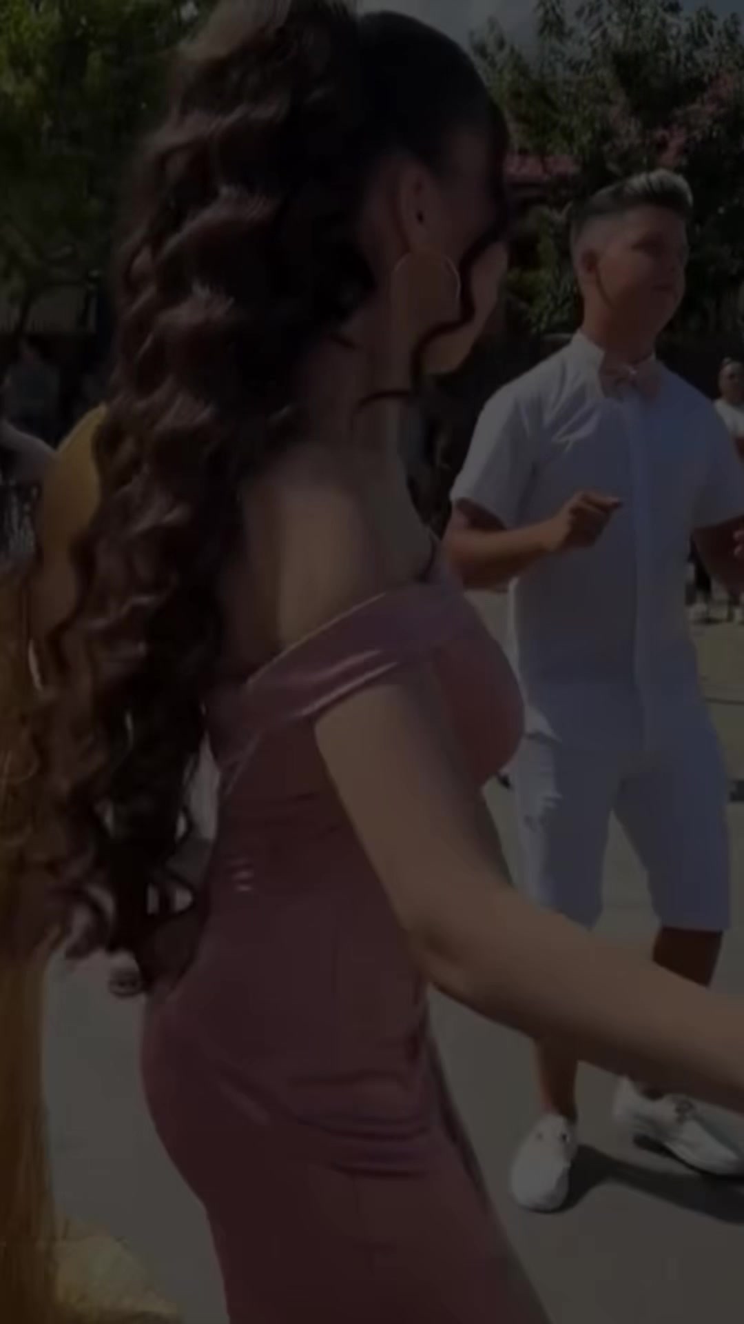 @_.izaaaa._