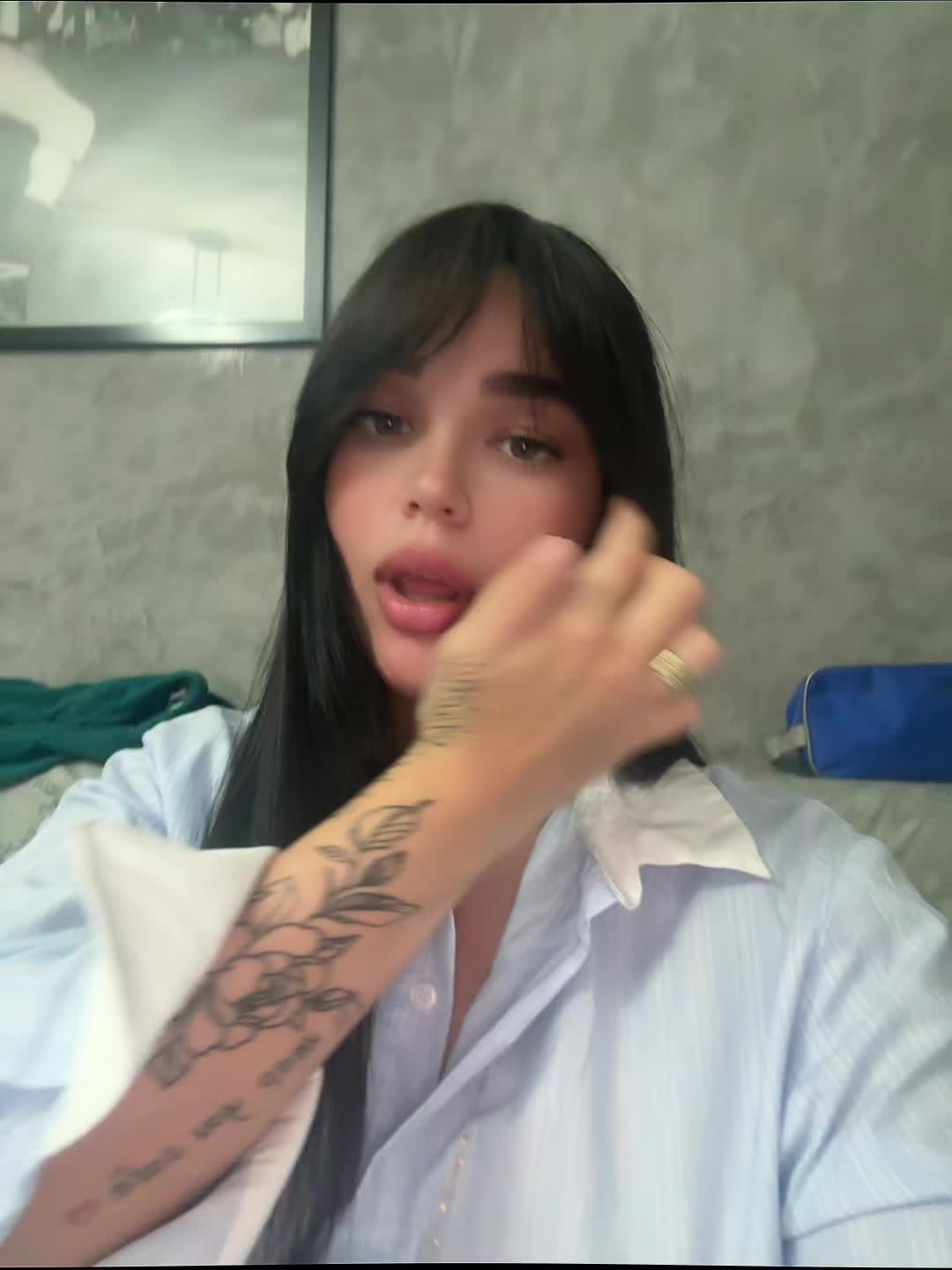@𝗆𝗂𝖼𝗁𝖾𝗅𝗅𝖾𝖼𝗈𝗅𝖾𝗅𝗅𝖺