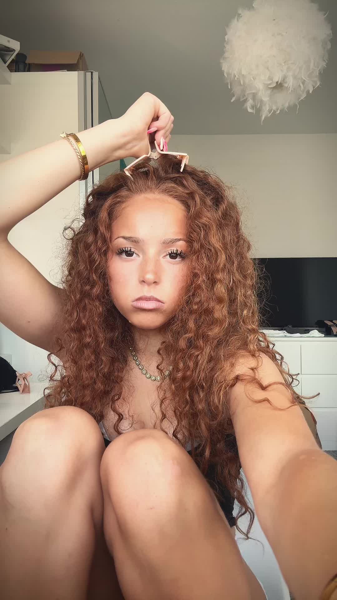 @𝐞𝐥𝐢 𝐦𝐞𝐥𝐨