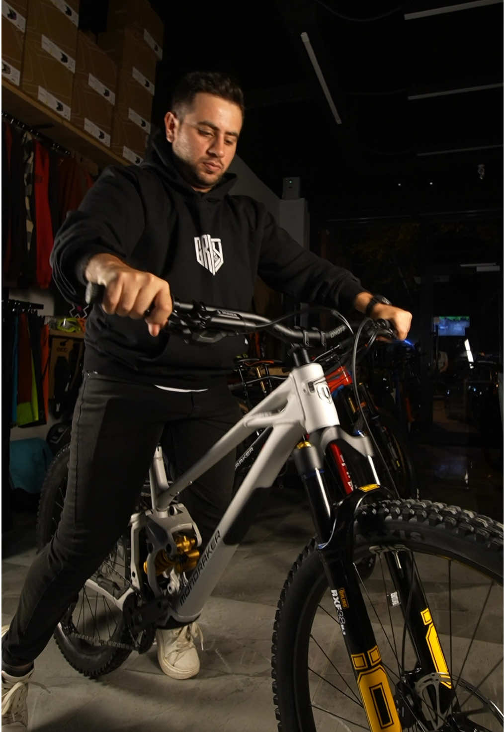 @Yalnız Pedalş&ouml;r