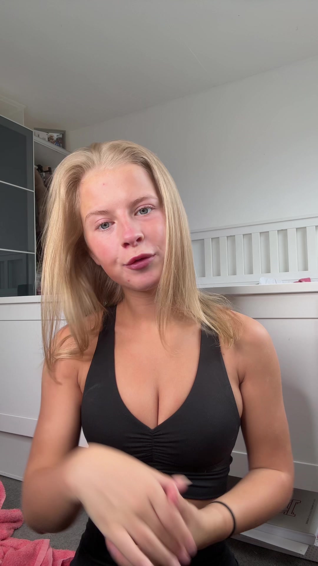 @mollywalker18