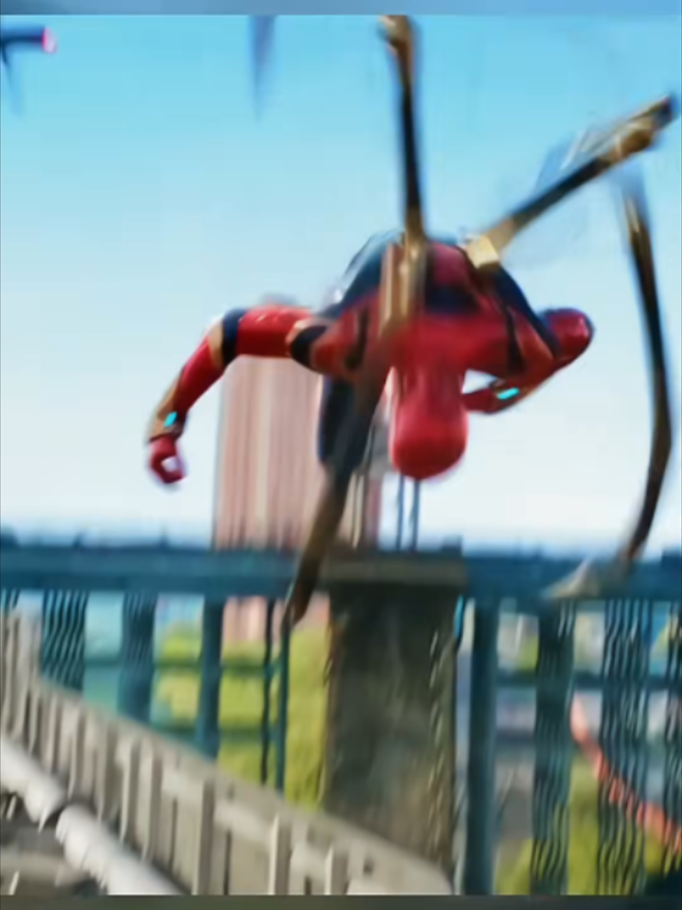 @CinePeeks