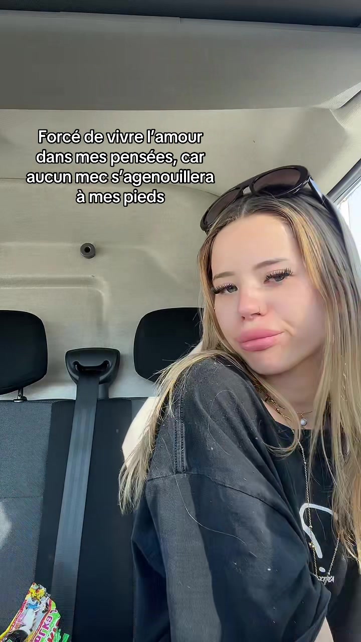 @Loulou