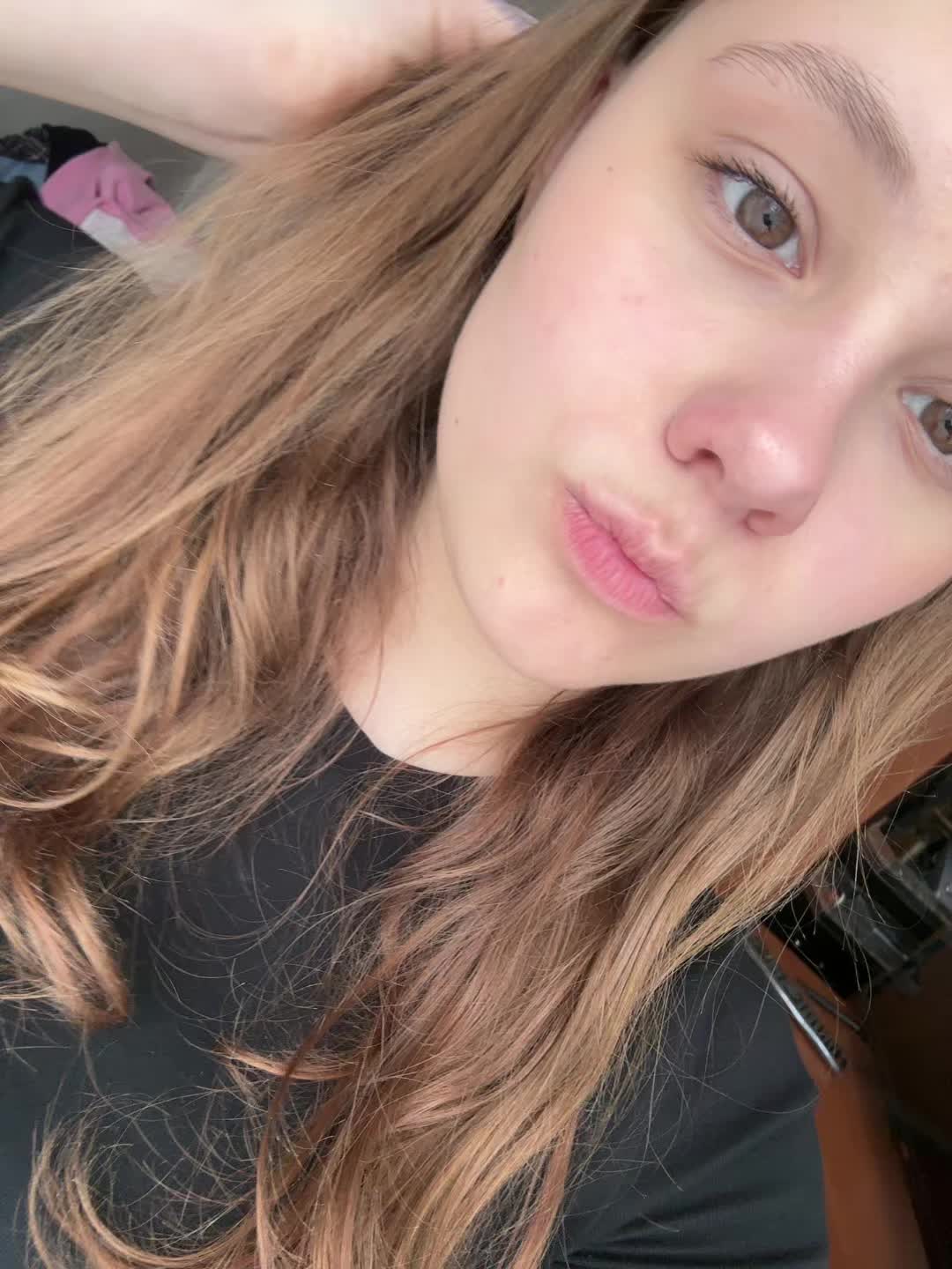 @polisha🪽