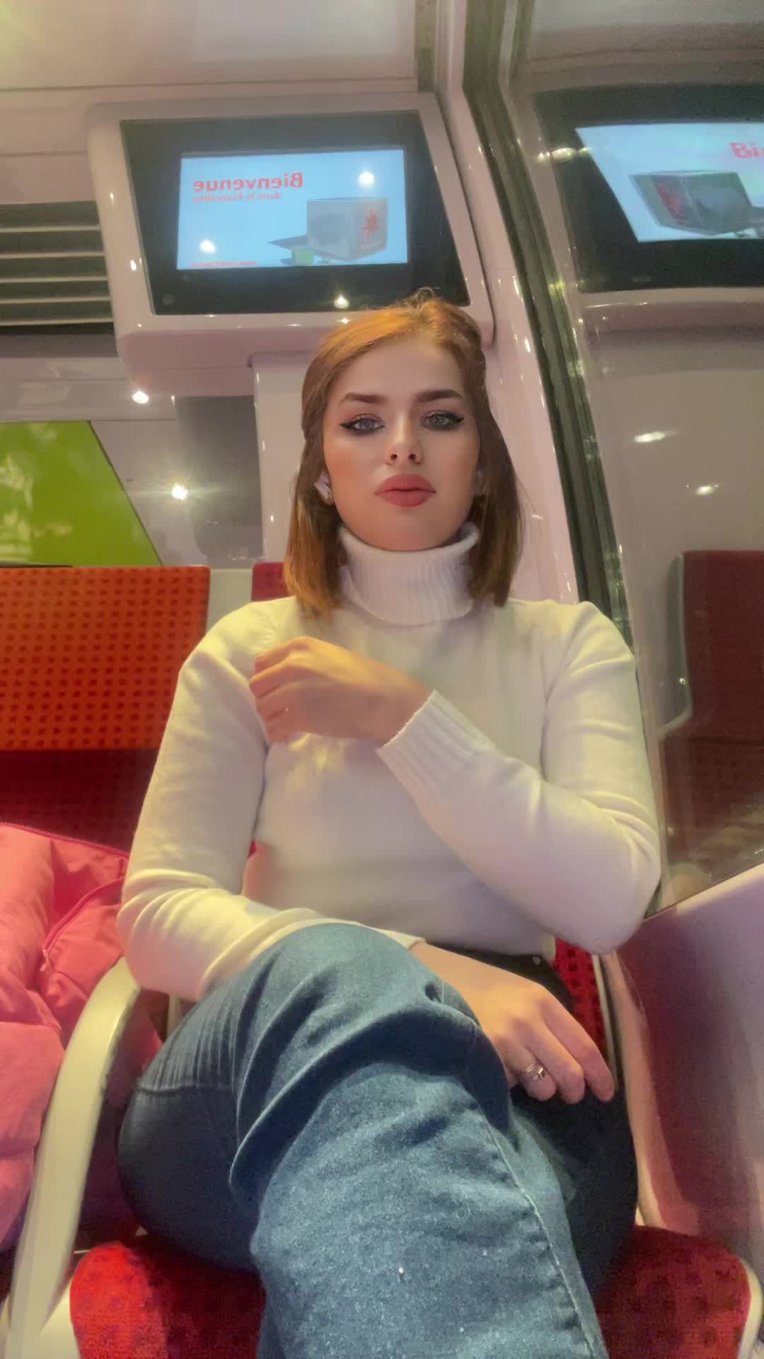 @Celia ♊️🦅