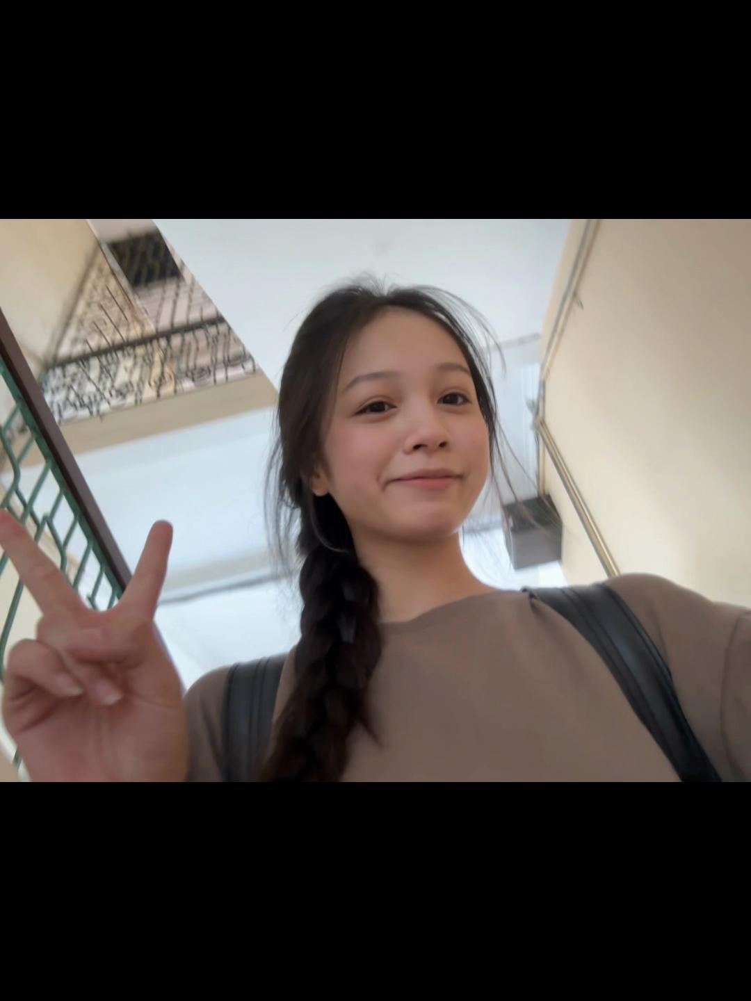 @Bống