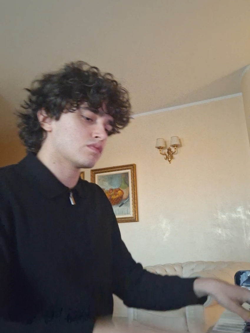 @Alessandro_
