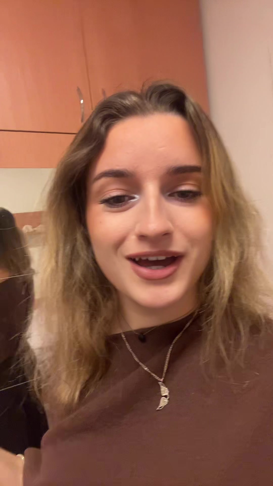 @chlo