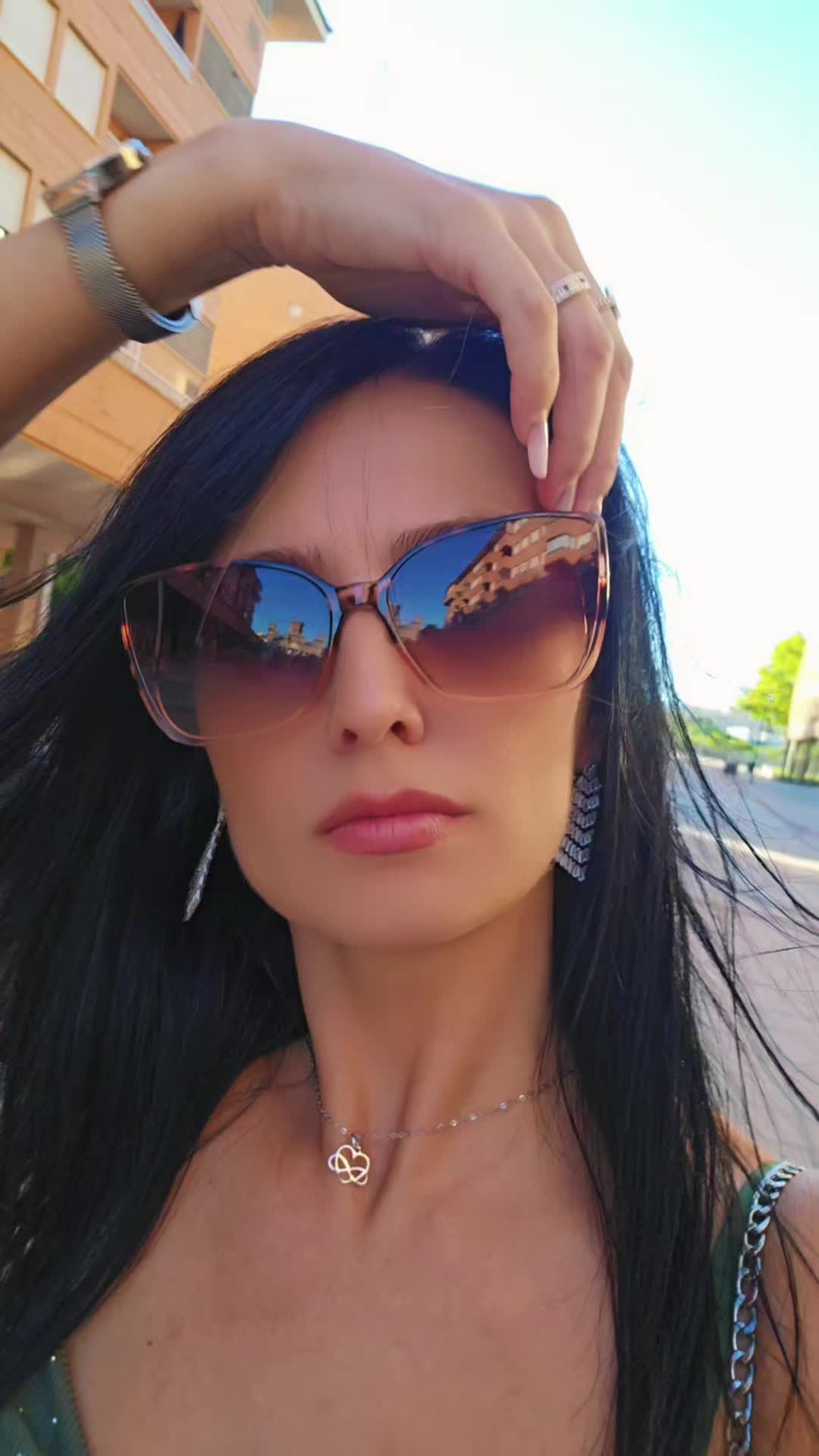 @Elena🤍🖤