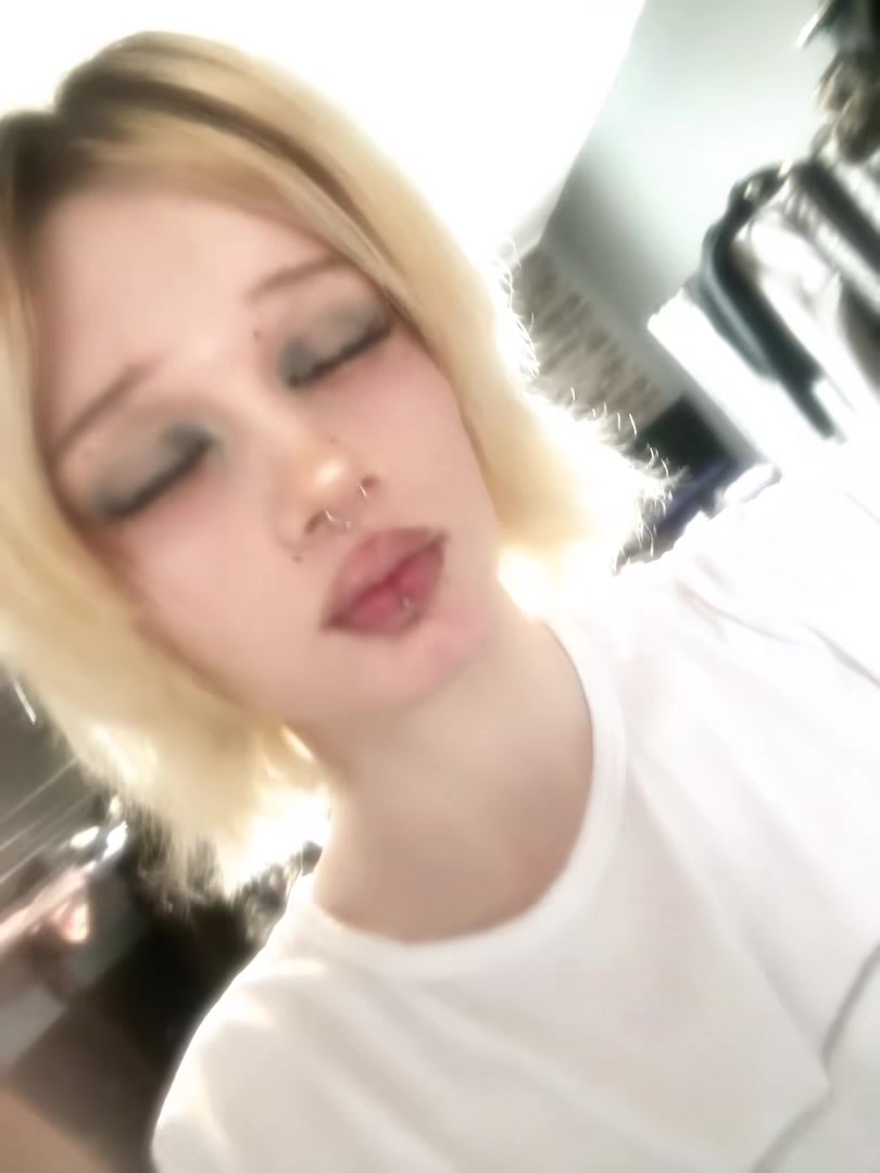 @・𝓒𝓺𝓫𝓮𝓻𝓯𝓪𝓬𝓮・