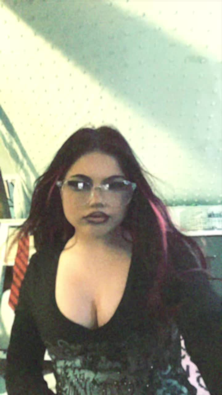 @Lexi๐ค๐๐๐