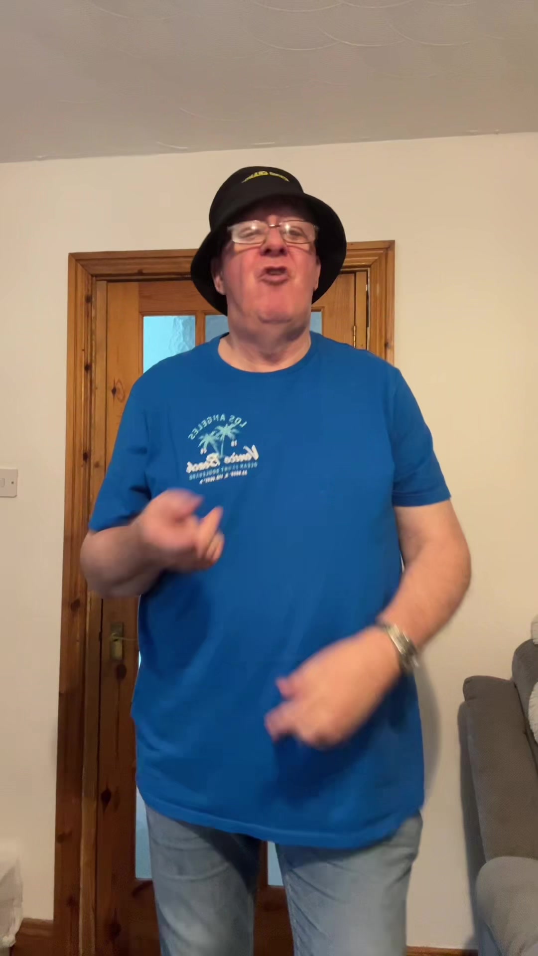 @TECHNO GRANDAD