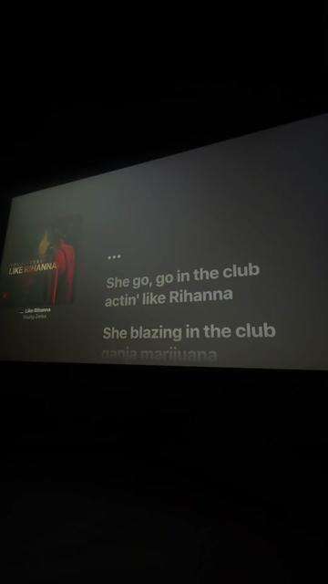 @🎧