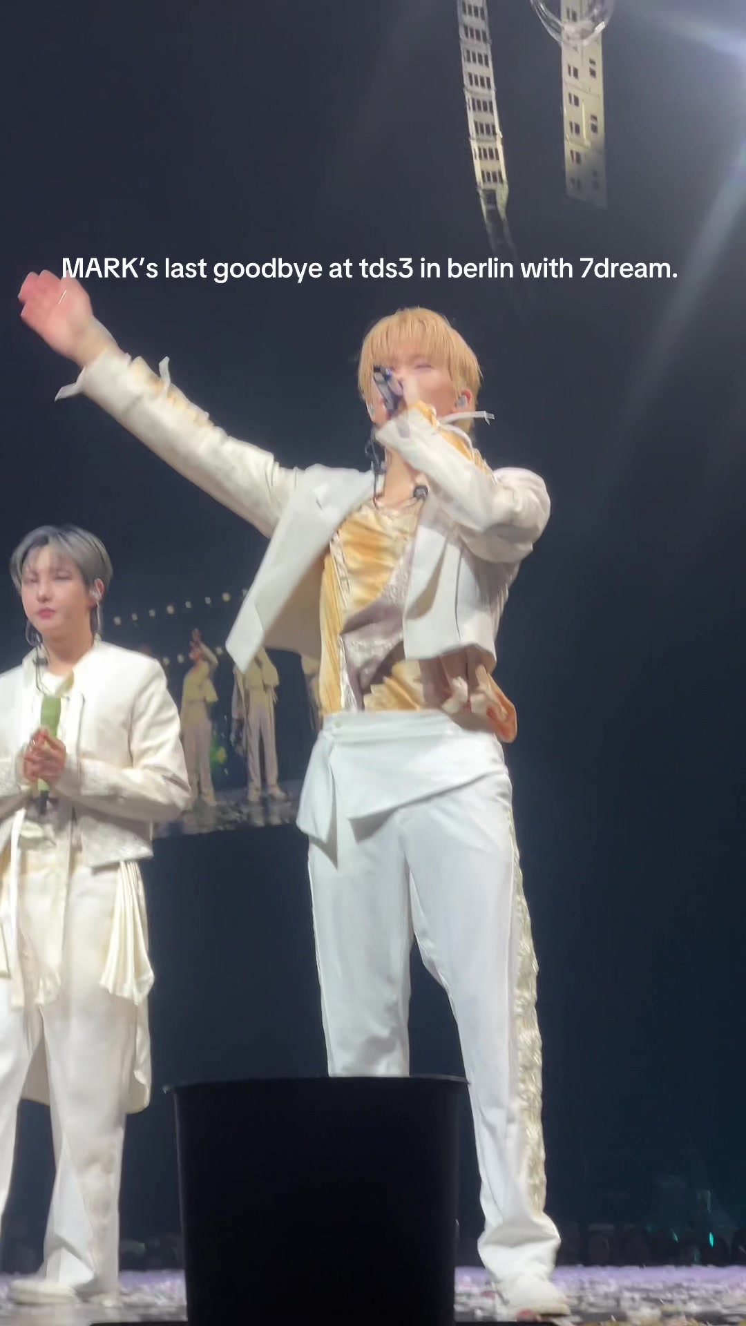 @hugs2hyuck