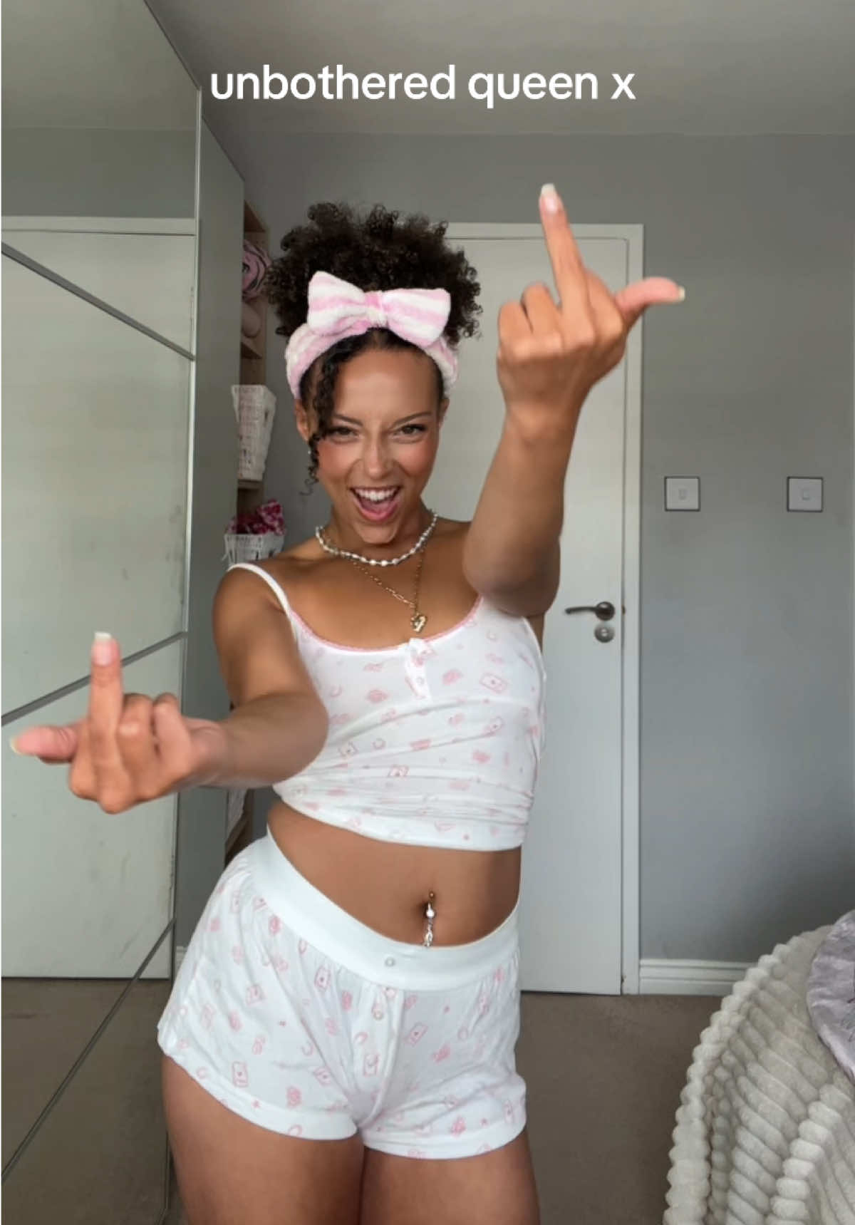 @goldengirlyyxx