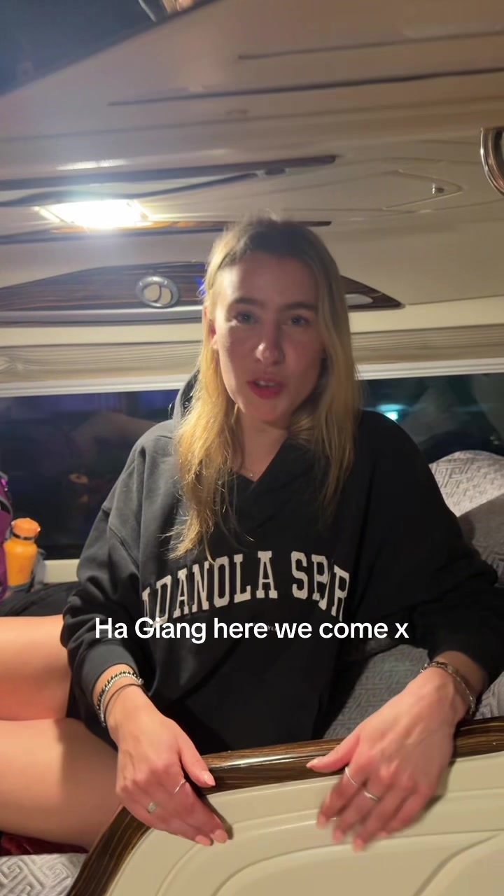 @Elise