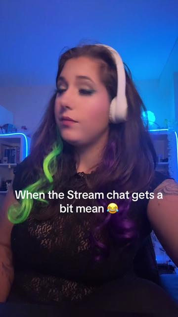 @Becky Hatter -Variety Streamer