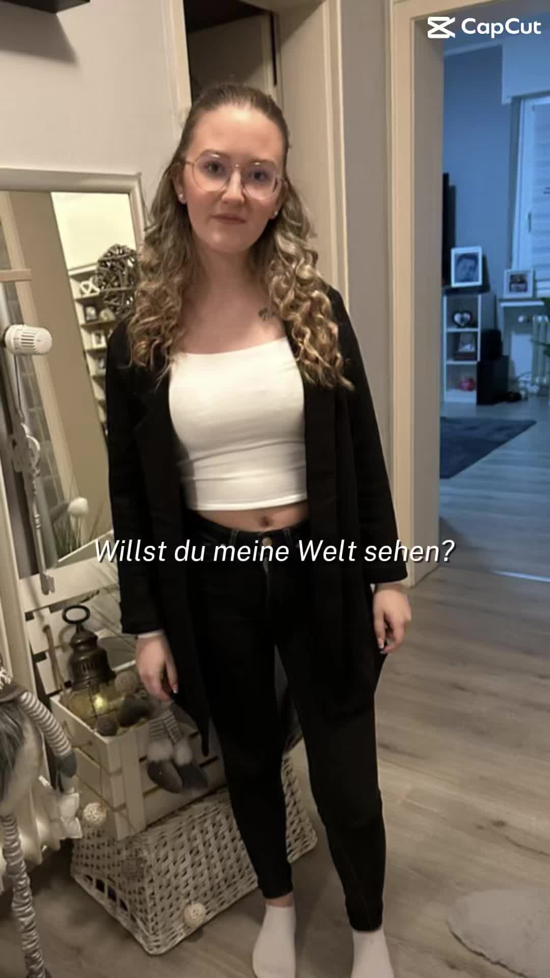 @Janina_clgn08