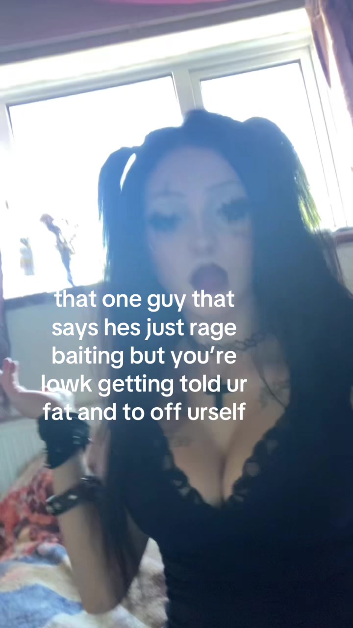 @🕷️
