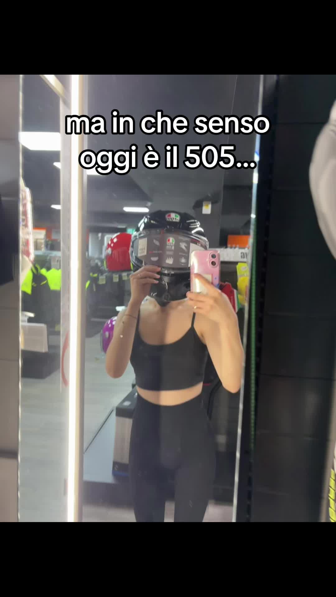 @༺☆༻