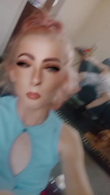 @missqueen012025