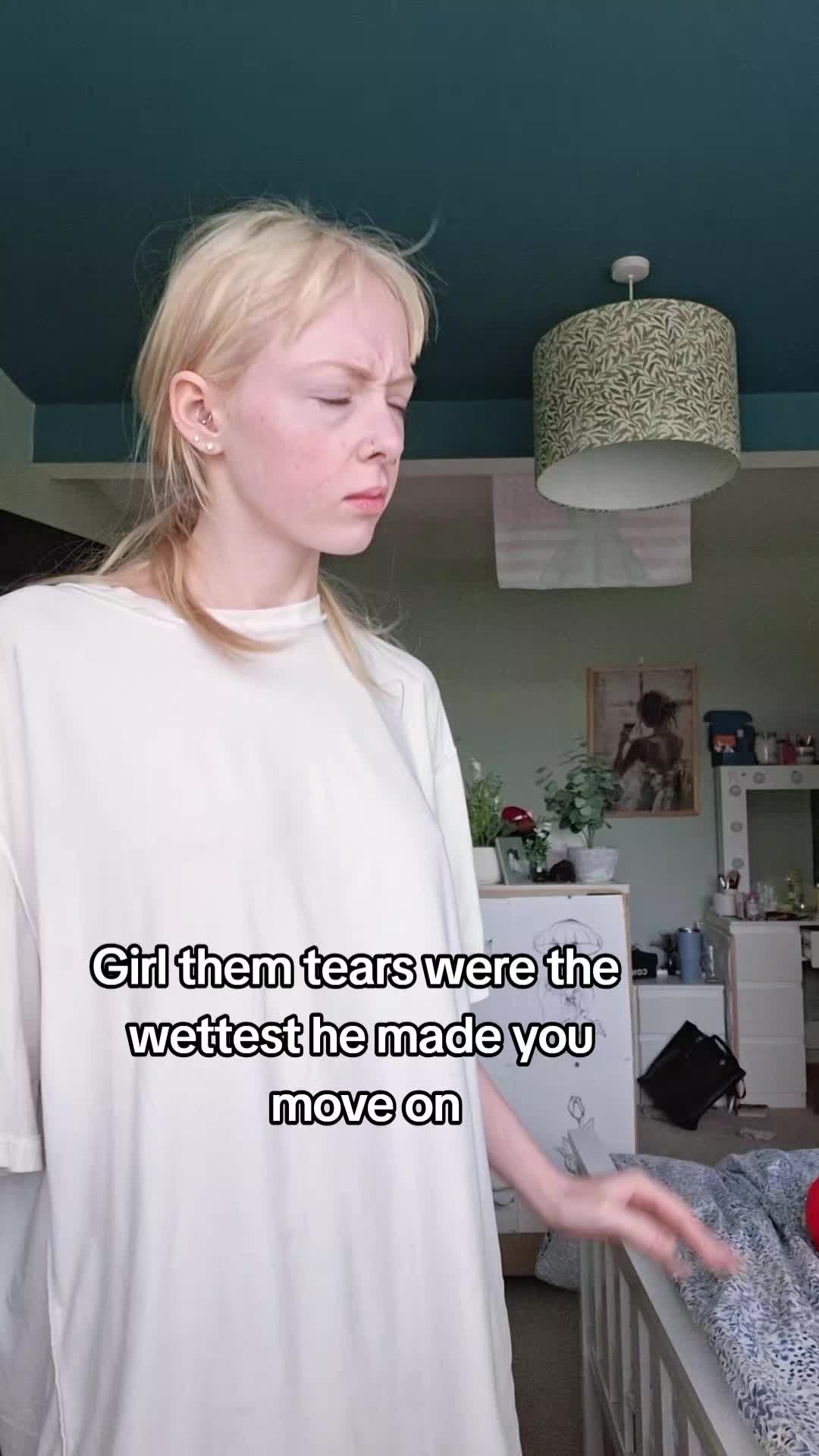 @️