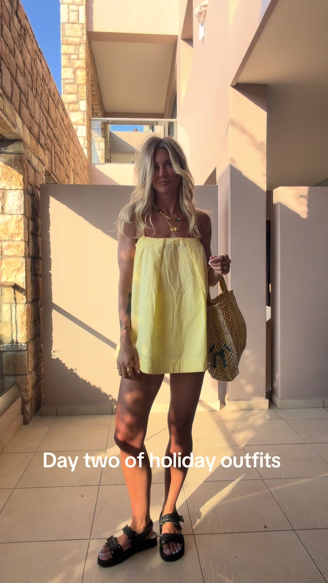 @Cara - Outfit Inspo Over 40