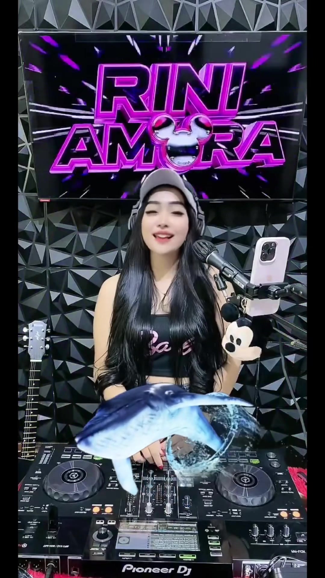 @dj.rini.amora