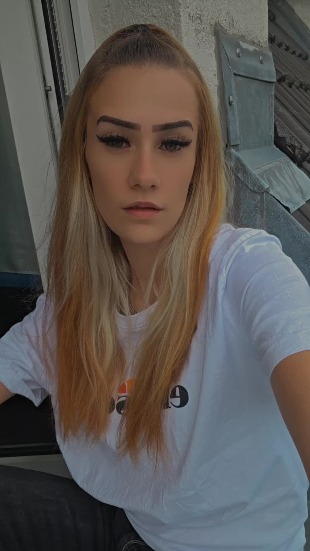 @Kiimii_x3