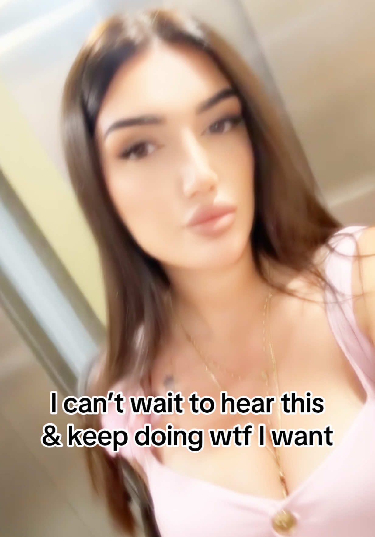 @𝐊laudia 𝐌arku