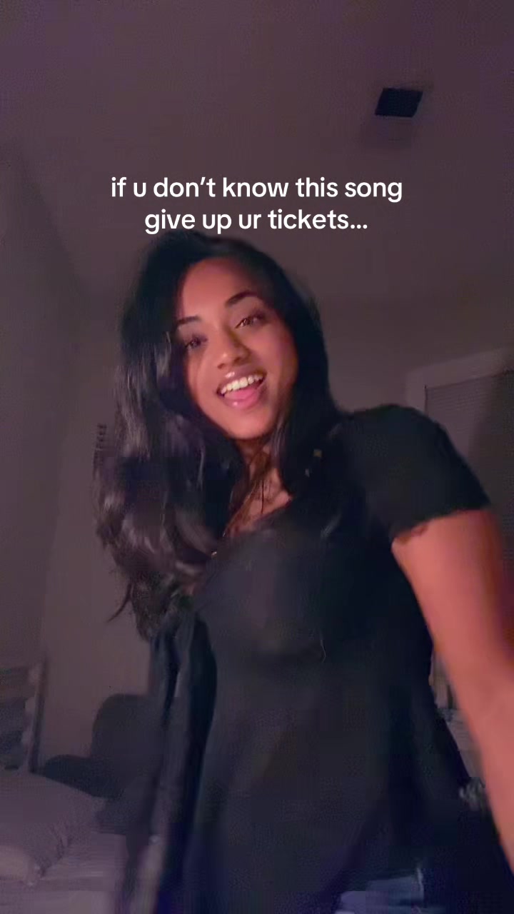 @🐟