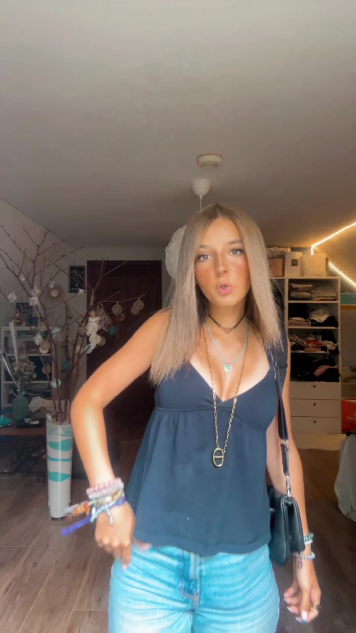 @Ma&euml;va_papp
