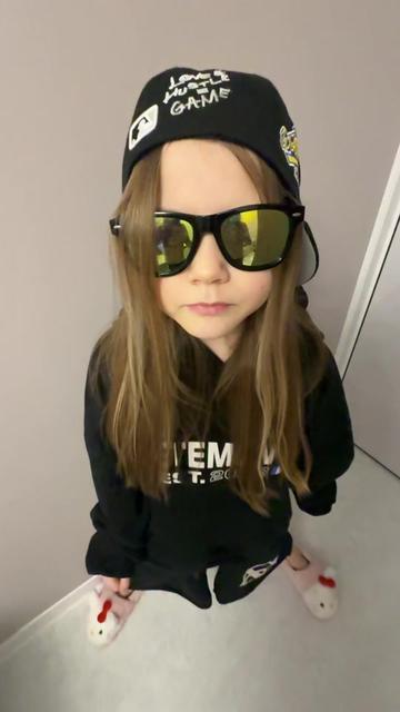 @D1psy