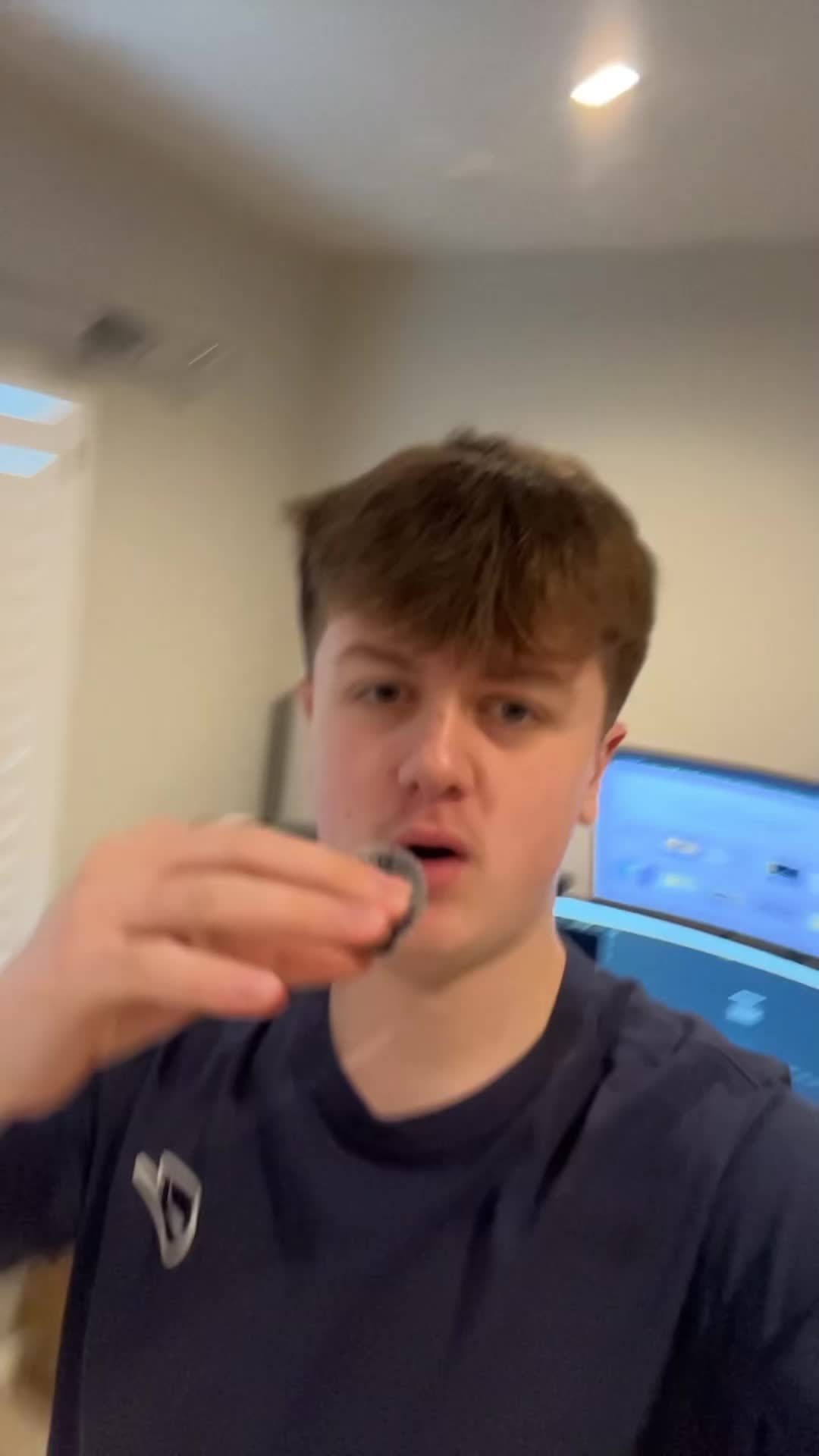 @Itslouyt