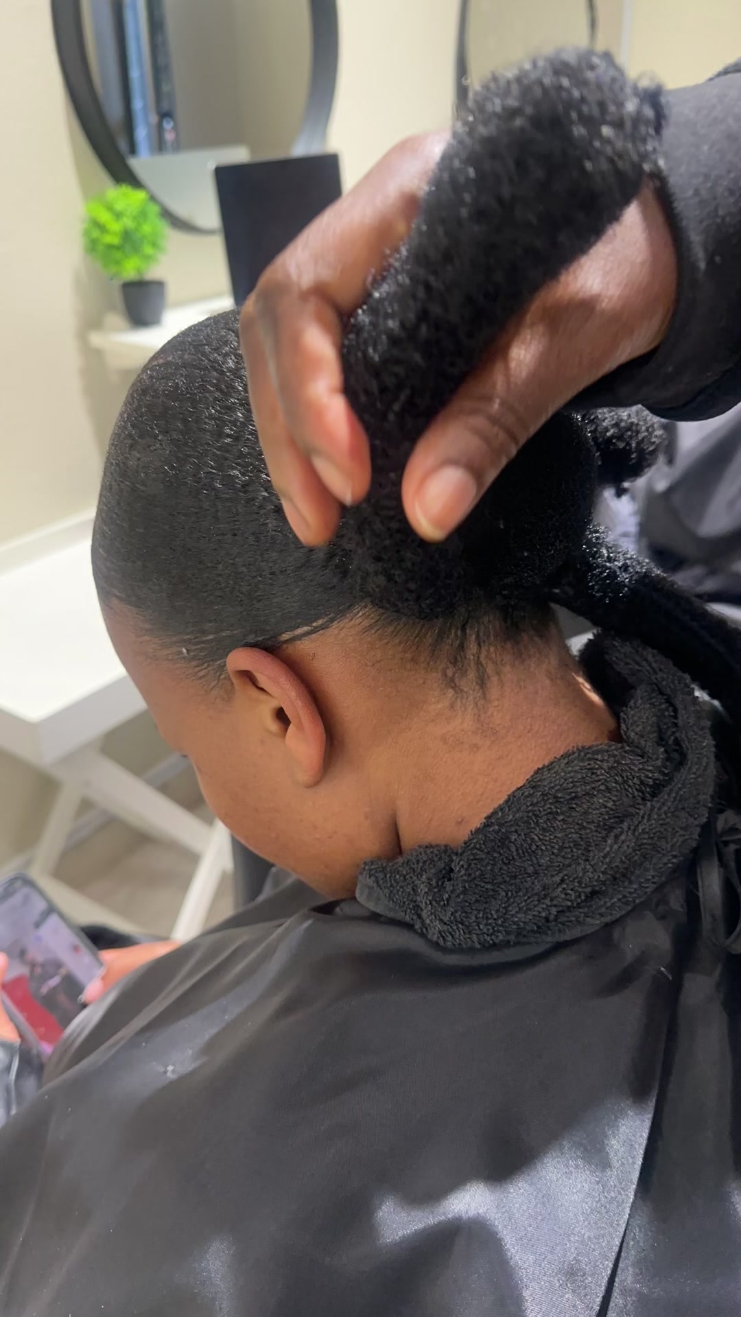 @lolanaturalhairbar