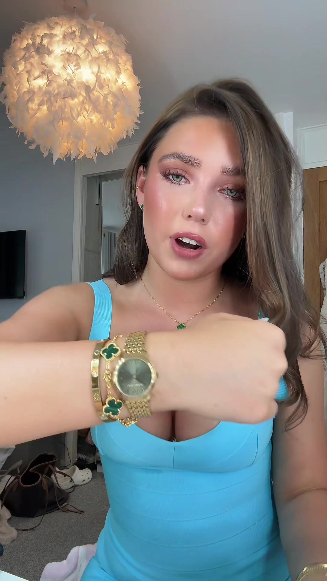 @eve ellis