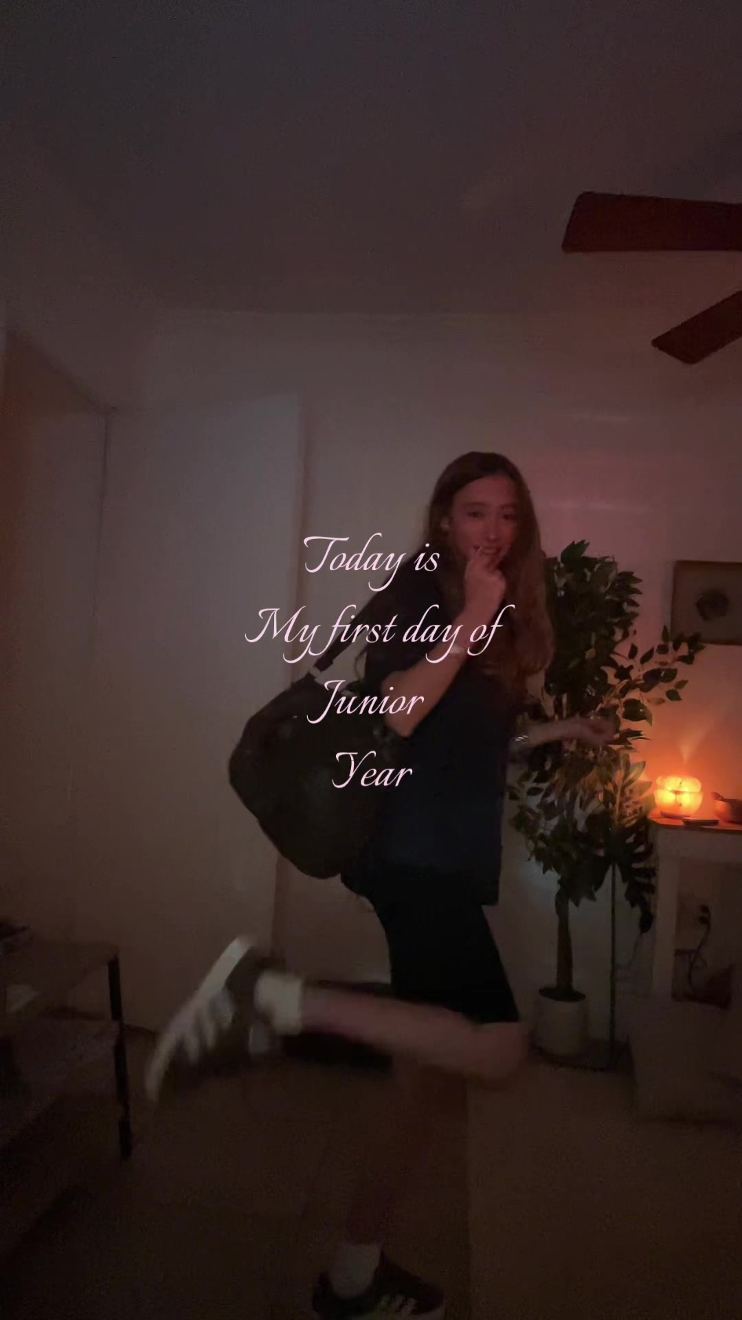 @𝐸𝓈𝓉𝒽𝑒𝓇 𝐹𝓇𝒶𝓎𝒹𝒶 🧁