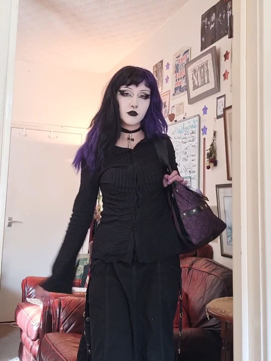 @Eve 🦇