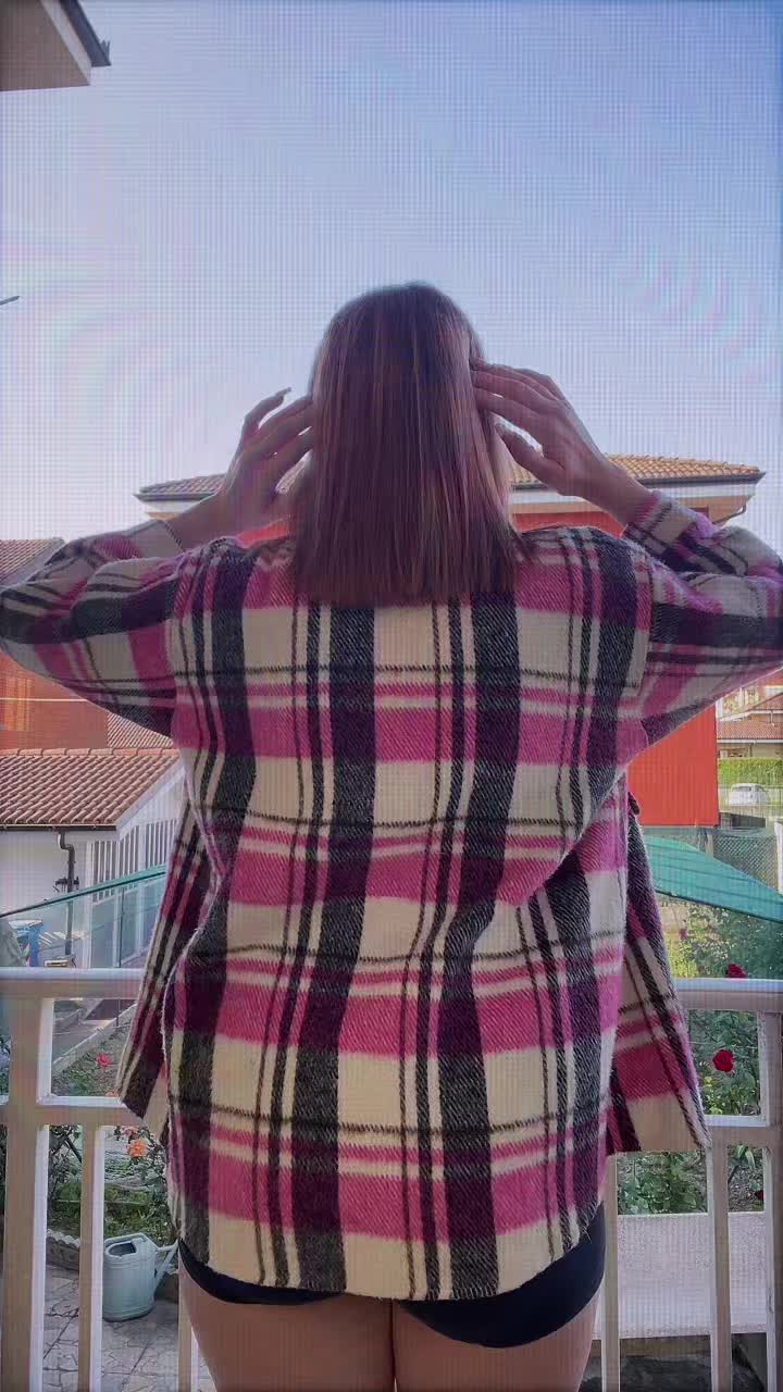 @__larossapiurossaa__