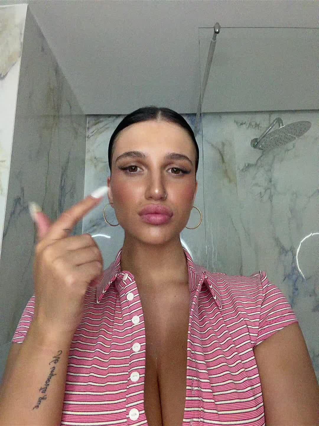 @maria.tsiaraa